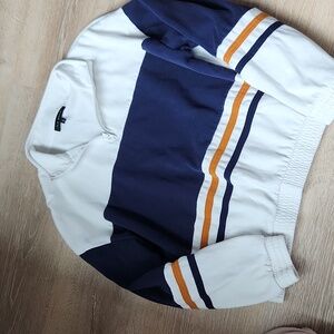 LA hearts sweatshirt with collar